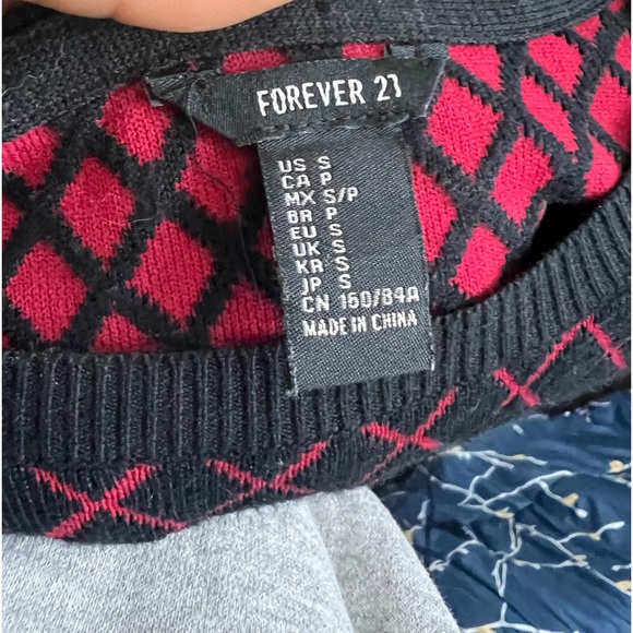 Cropped mini sweater - Picture 2 of 3